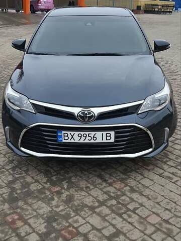 Черный Тойота Авалон, объемом двигателя 3.5 л и пробегом 96 тыс. км за 20800 $, фото 5 на Automoto.ua