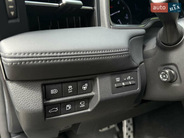 Черный Тойота Авалон, объемом двигателя 3.5 л и пробегом 99 тыс. км за 29950 $, фото 19 на Automoto.ua