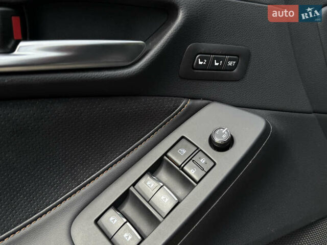 Черный Тойота Авалон, объемом двигателя 3.5 л и пробегом 99 тыс. км за 29950 $, фото 17 на Automoto.ua
