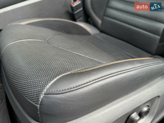 Черный Тойота Авалон, объемом двигателя 3.5 л и пробегом 99 тыс. км за 29950 $, фото 24 на Automoto.ua