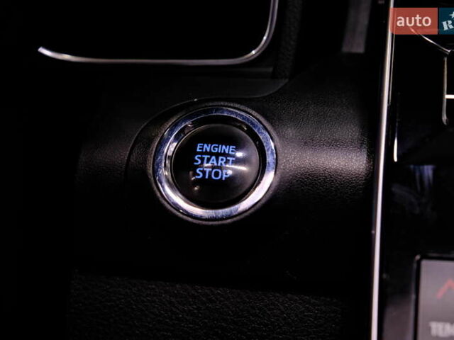 Тойота Авалон 2019 у Одесі на Automoto.ua Чорний Тойота Авалон, об'ємом двигуна 3.5 л та пробігом 52 тис. км за 29900 $, фото 25 на Automoto.ua