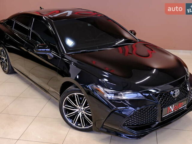 Тойота Авалон 2019 у Одесі на Automoto.ua Чорний Тойота Авалон, об'ємом двигуна 3.5 л та пробігом 52 тис. км за 29900 $, фото 5 на Automoto.ua