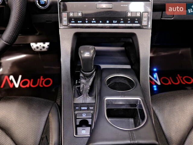 Тойота Авалон 2019 у Одесі на Automoto.ua Чорний Тойота Авалон, об'ємом двигуна 3.5 л та пробігом 52 тис. км за 29900 $, фото 16 на Automoto.ua