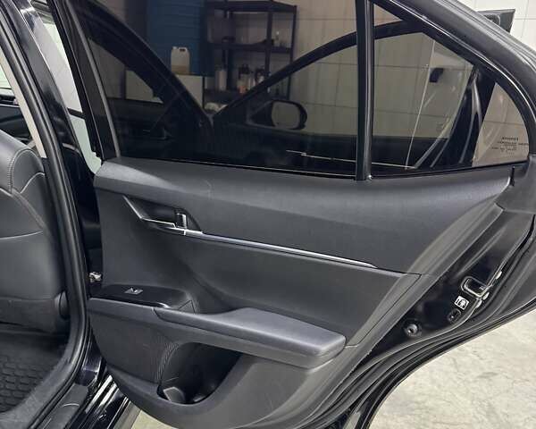 Черный Тойота Авалон, объемом двигателя 2.49 л и пробегом 150 тыс. км за 22000 $, фото 6 на Automoto.ua