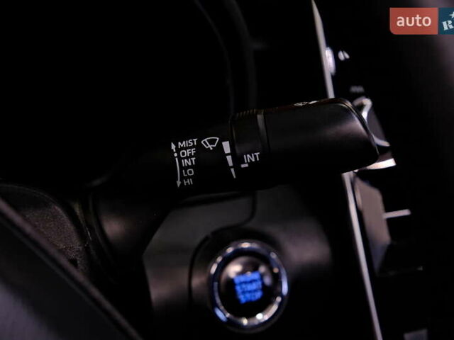 Тойота Авалон 2019 у Одесі на Automoto.ua Чорний Тойота Авалон, об'ємом двигуна 3.5 л та пробігом 52 тис. км за 29900 $, фото 23 на Automoto.ua