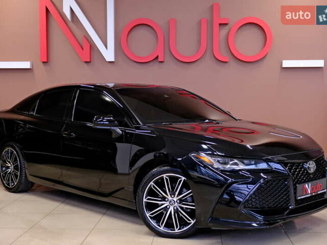 Тойота Авалон 2019 у Одесі на Automoto.ua Чорний Тойота Авалон, об'ємом двигуна 3.5 л та пробігом 52 тис. км за 29900 $, фото 4 на Automoto.ua