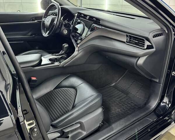 Черный Тойота Авалон, объемом двигателя 2.49 л и пробегом 150 тыс. км за 22000 $, фото 3 на Automoto.ua