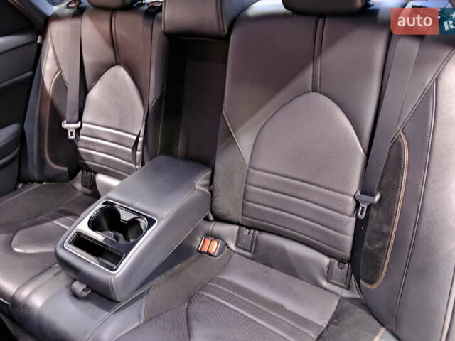 Тойота Авалон 2019 у Одесі на Automoto.ua Чорний Тойота Авалон, об'ємом двигуна 3.5 л та пробігом 52 тис. км за 29900 $, фото 38 на Automoto.ua