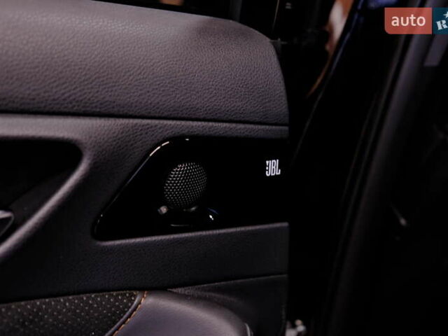 Тойота Авалон 2019 у Одесі на Automoto.ua Чорний Тойота Авалон, об'ємом двигуна 3.5 л та пробігом 52 тис. км за 29900 $, фото 37 на Automoto.ua