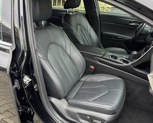 Тойота Авалон 2020 в Луцке на Automoto.ua Черный Тойота Авалон, объемом двигателя 2.49 л и пробегом 174 тыс. км за 27900 $, фото 29 на Automoto.ua