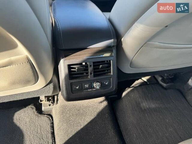 Коричневый Тойота Авалон, объемом двигателя 2.49 л и пробегом 162 тыс. км за 22000 $, фото 16 на Automoto.ua