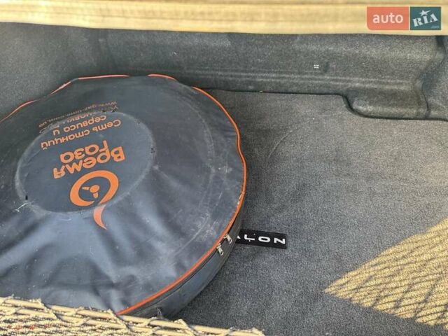 Коричневый Тойота Авалон, объемом двигателя 2.49 л и пробегом 162 тыс. км за 22000 $, фото 20 на Automoto.ua