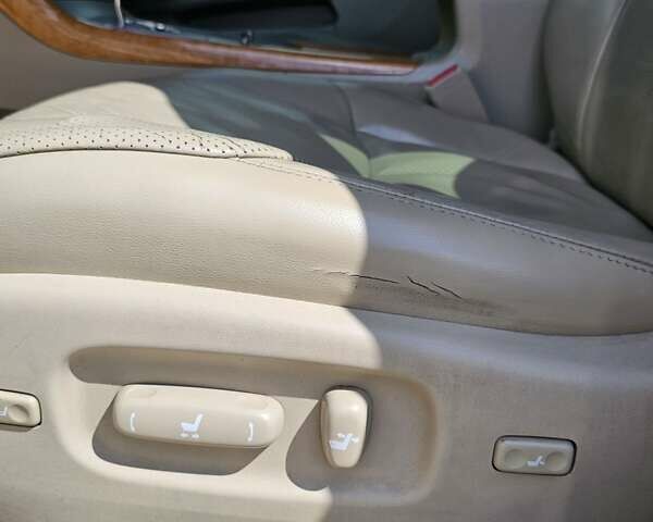 Красный Тойота Авалон, объемом двигателя 3.46 л и пробегом 280 тыс. км за 6000 $, фото 17 на Automoto.ua