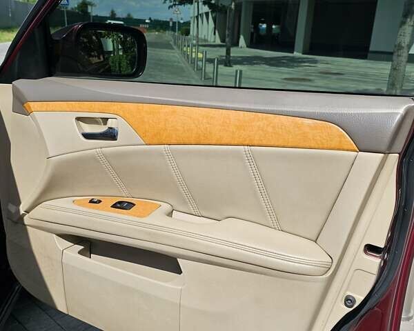 Красный Тойота Авалон, объемом двигателя 3.46 л и пробегом 280 тыс. км за 6000 $, фото 13 на Automoto.ua
