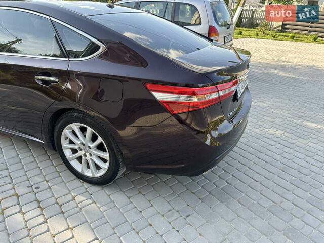 Красный Тойота Авалон, объемом двигателя 3.5 л и пробегом 182 тыс. км за 15000 $, фото 6 на Automoto.ua