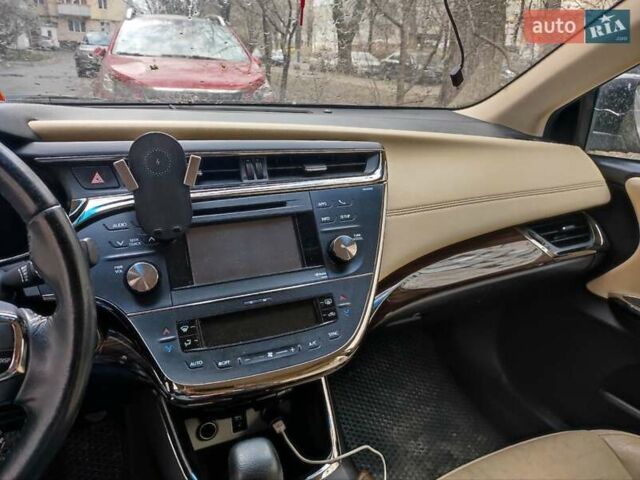 Червоний Тойота Авалон, об'ємом двигуна 2.5 л та пробігом 190 тис. км за 15500 $, фото 5 на Automoto.ua