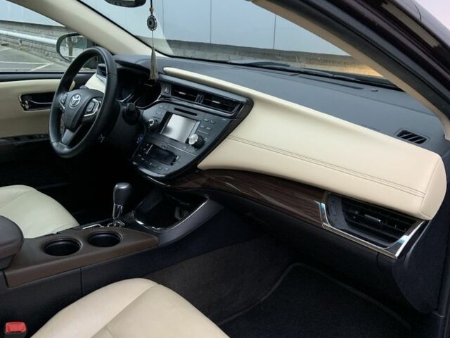 Красный Тойота Авалон, объемом двигателя 2.5 л и пробегом 238 тыс. км за 13900 $, фото 10 на Automoto.ua