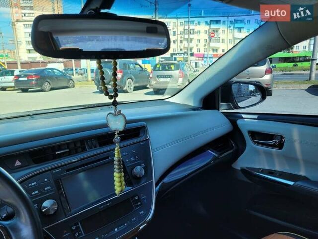Красный Тойота Авалон, объемом двигателя 3.46 л и пробегом 80 тыс. км за 17500 $, фото 6 на Automoto.ua