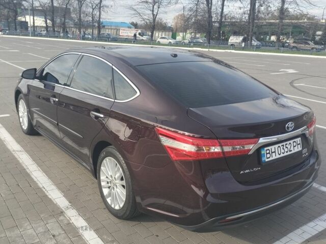 Красный Тойота Авалон, объемом двигателя 2.5 л и пробегом 213 тыс. км за 17500 $, фото 2 на Automoto.ua