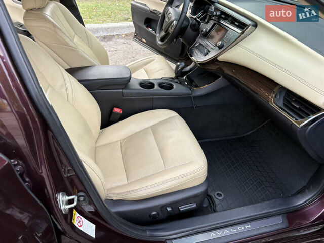 Красный Тойота Авалон, объемом двигателя 2.46 л и пробегом 200 тыс. км за 16500 $, фото 7 на Automoto.ua