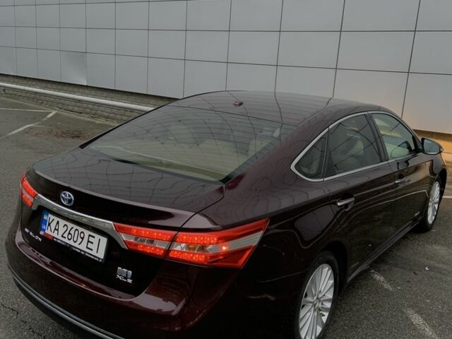 Красный Тойота Авалон, объемом двигателя 2.5 л и пробегом 238 тыс. км за 13900 $, фото 4 на Automoto.ua