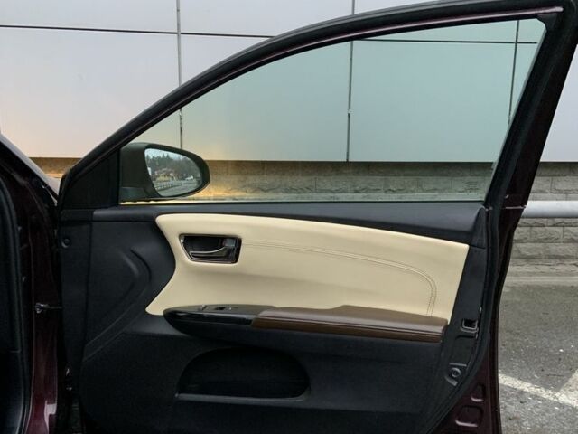 Красный Тойота Авалон, объемом двигателя 2.5 л и пробегом 238 тыс. км за 13900 $, фото 17 на Automoto.ua