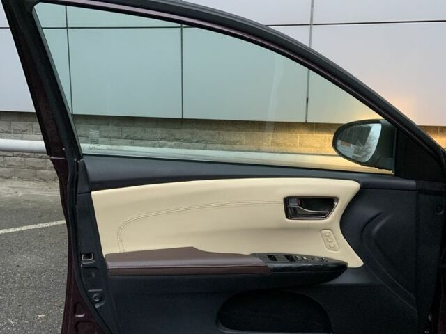 Красный Тойота Авалон, объемом двигателя 2.5 л и пробегом 238 тыс. км за 13900 $, фото 15 на Automoto.ua