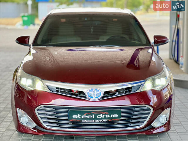 Красный Тойота Авалон, объемом двигателя 2.5 л и пробегом 234 тыс. км за 15999 $, фото 2 на Automoto.ua
