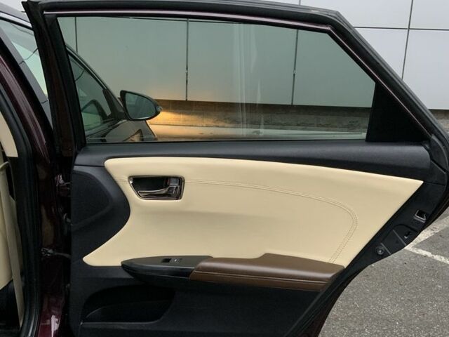 Красный Тойота Авалон, объемом двигателя 2.5 л и пробегом 238 тыс. км за 13900 $, фото 18 на Automoto.ua