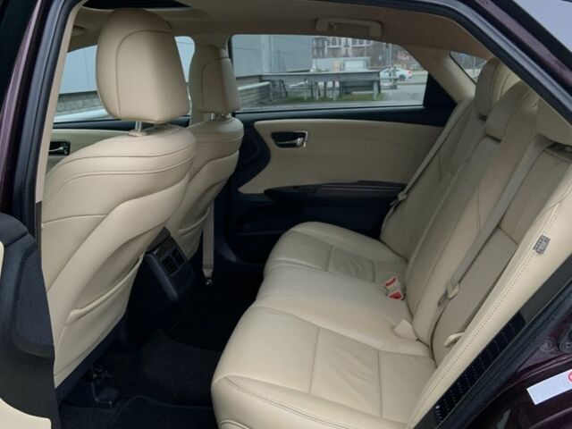 Красный Тойота Авалон, объемом двигателя 2.5 л и пробегом 238 тыс. км за 13900 $, фото 12 на Automoto.ua