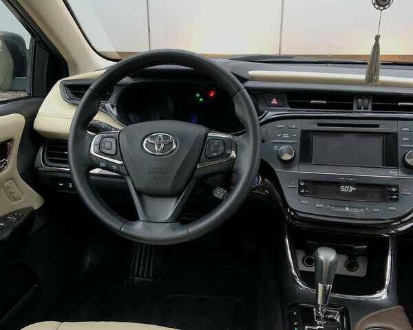 Красный Тойота Авалон, объемом двигателя 2.5 л и пробегом 237 тыс. км за 13900 $, фото 8 на Automoto.ua