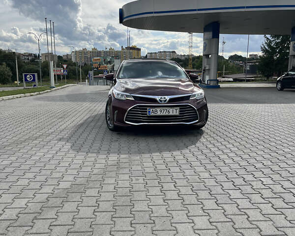 Красный Тойота Авалон, объемом двигателя 2.5 л и пробегом 156 тыс. км за 17790 $, фото 2 на Automoto.ua