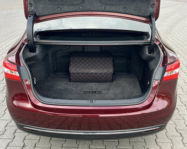 Красный Тойота Авалон, объемом двигателя 2.5 л и пробегом 156 тыс. км за 17790 $, фото 16 на Automoto.ua