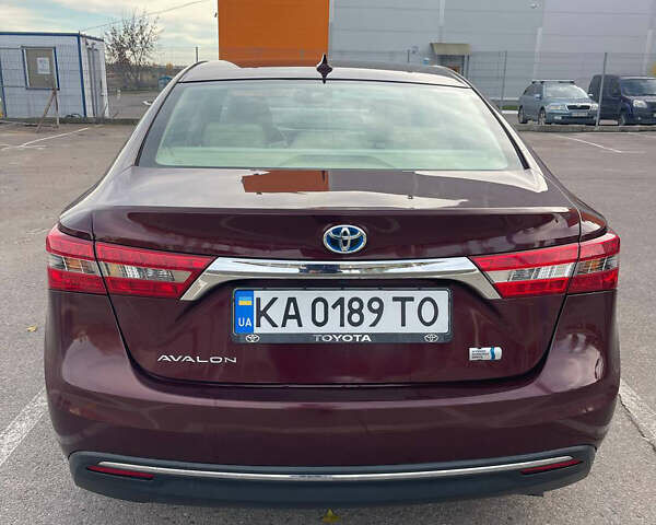 Красный Тойота Авалон, объемом двигателя 2.49 л и пробегом 114 тыс. км за 19750 $, фото 2 на Automoto.ua