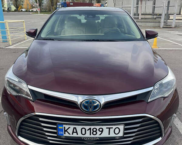 Красный Тойота Авалон, объемом двигателя 2.49 л и пробегом 114 тыс. км за 19750 $, фото 1 на Automoto.ua