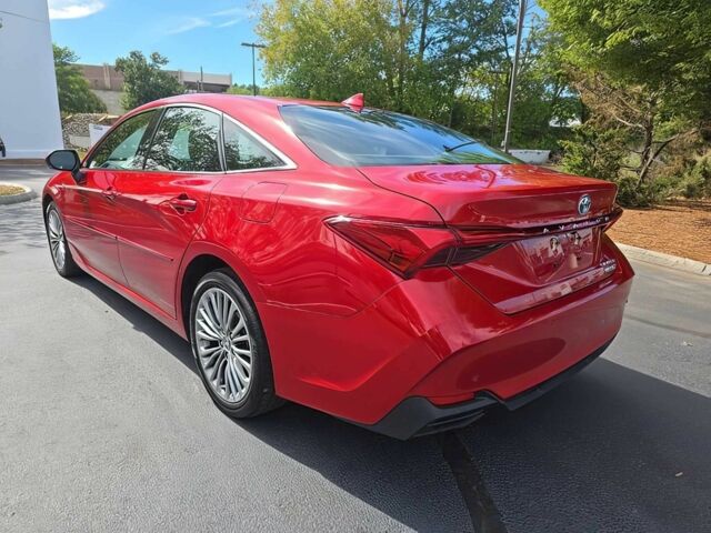 Тойота Авалон 2022 в Львове на Automoto.ua Красный Тойота Авалон, объемом двигателя 2.5 л и пробегом 28 тыс. км за 25000 $, фото 3 на Automoto.ua