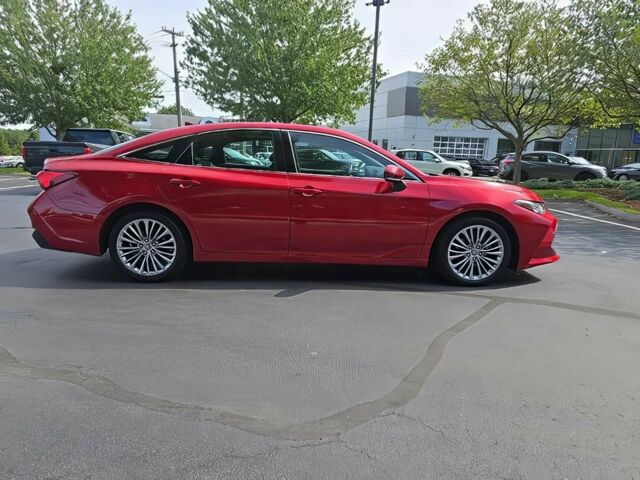 Тойота Авалон 2022 в Львове на Automoto.ua Красный Тойота Авалон, объемом двигателя 2.5 л и пробегом 28 тыс. км за 25000 $, фото 5 на Automoto.ua