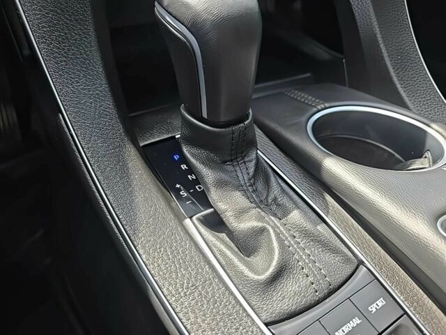 Тойота Авалон 2022 в Львове на Automoto.ua Красный Тойота Авалон, объемом двигателя 2.5 л и пробегом 28 тыс. км за 25000 $, фото 10 на Automoto.ua