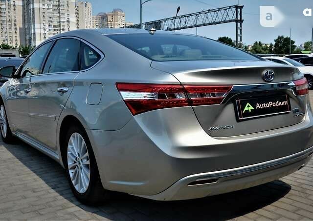 Тойота Авалон, объемом двигателя 2.5 л и пробегом 210 тыс. км за 18500 $, фото 7 на Automoto.ua