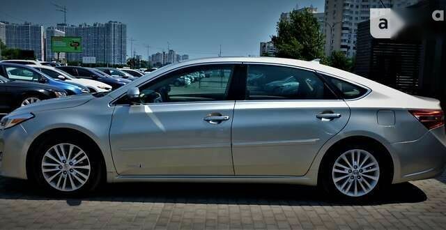 Тойота Авалон, объемом двигателя 2.5 л и пробегом 210 тыс. км за 18500 $, фото 5 на Automoto.ua