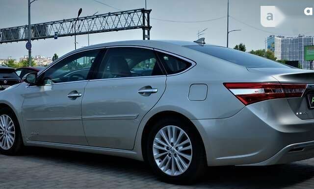 Тойота Авалон, объемом двигателя 2.5 л и пробегом 210 тыс. км за 18500 $, фото 6 на Automoto.ua