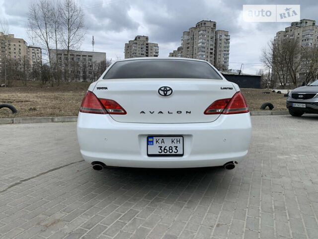 Тойота Авалон, объемом двигателя 3.46 л и пробегом 270 тыс. км за 8700 $, фото 4 на Automoto.ua