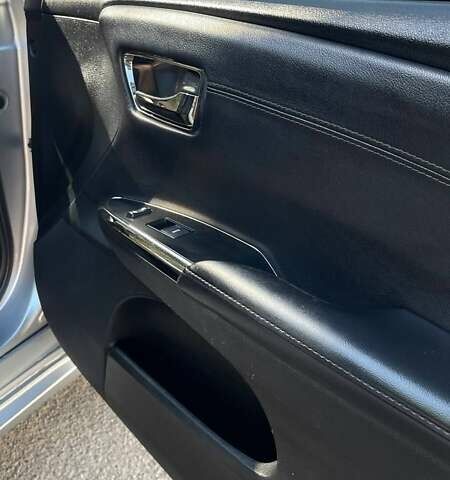 Тойота Авалон, объемом двигателя 2.5 л и пробегом 242 тыс. км за 16500 $, фото 20 на Automoto.ua