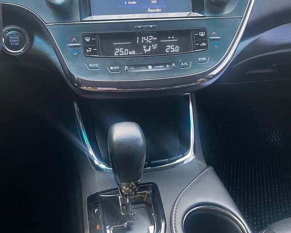 Тойота Авалон, объемом двигателя 3.5 л и пробегом 83 тыс. км за 17700 $, фото 2 на Automoto.ua