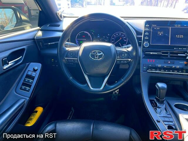 Тойота Авалон, объемом двигателя 2.5 л и пробегом 227 тыс. км за 25000 $, фото 1 на Automoto.ua