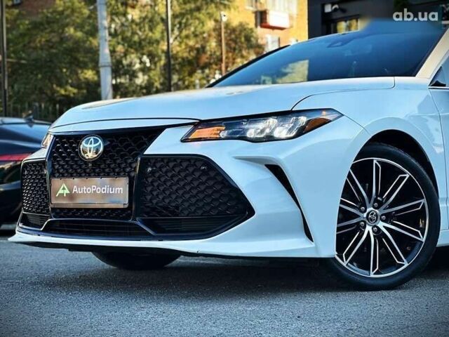 Тойота Авалон 2018 в Киеве на Automoto.ua Тойота Авалон, объемом двигателя 3.5 л и пробегом 93 тыс. км за 29500 $, фото 5 на Automoto.ua