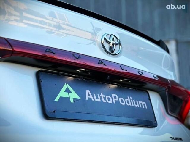 Тойота Авалон 2018 в Киеве на Automoto.ua Тойота Авалон, объемом двигателя 3.5 л и пробегом 93 тыс. км за 29500 $, фото 18 на Automoto.ua