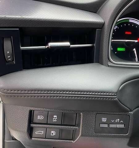 Тойота Авалон, объемом двигателя 0 л и пробегом 24 тыс. км за 35500 $, фото 16 на Automoto.ua