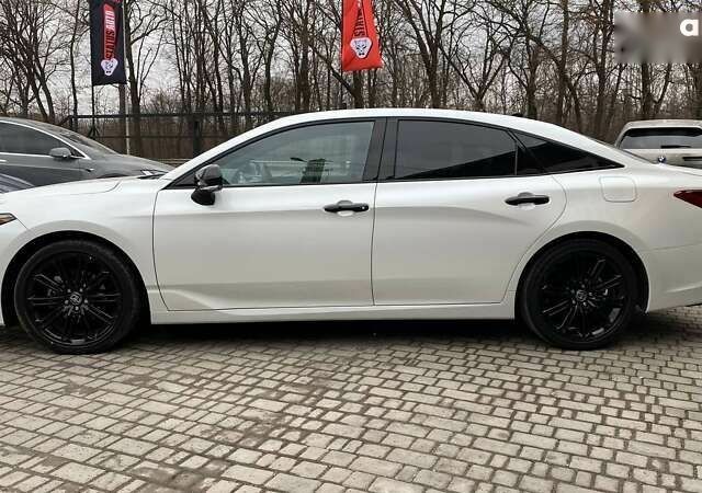Тойота Авалон, объемом двигателя 0 л и пробегом 24 тыс. км за 35500 $, фото 4 на Automoto.ua
