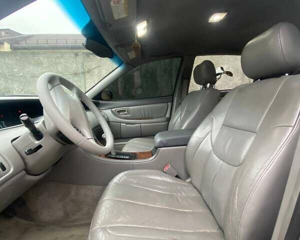 Серый Тойота Авалон, объемом двигателя 3 л и пробегом 385 тыс. км за 4500 $, фото 5 на Automoto.ua